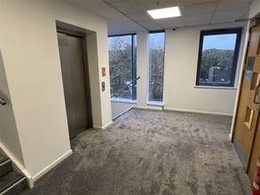 6-7 Claydons Ln, Rayleigh à louer Photo intérieure– Image 2 sur 7