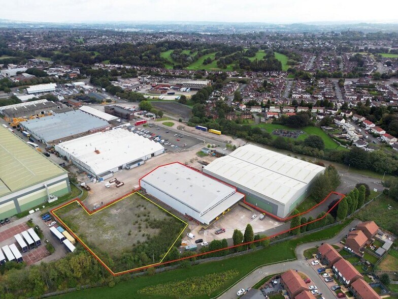 Lower Milehouse Ln, Newcastle Under Lyme à louer - Photo de l’immeuble – Image 1 sur 9