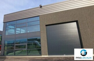 Plus de détails pour Local d'activités à louer