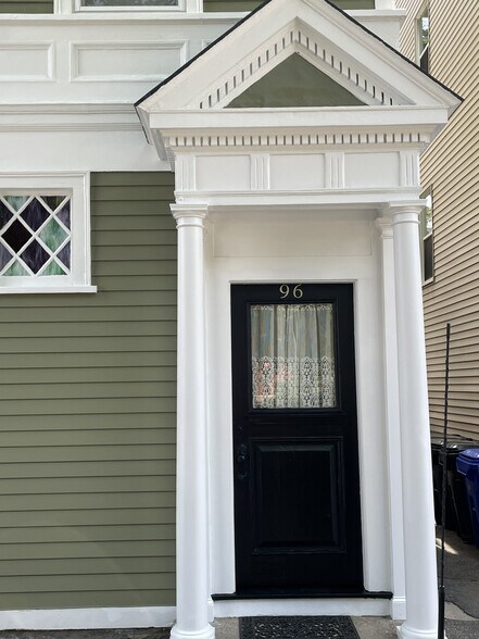 96 Franklin St, Brookline, MA à vendre - Photo de l’immeuble – Image 3 sur 24
