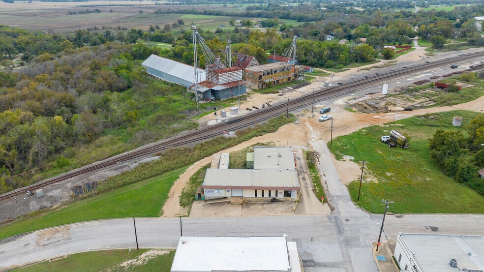 TBD Cedar Street, Cameron, TX à vendre - Photo de l’immeuble – Image 3 sur 9