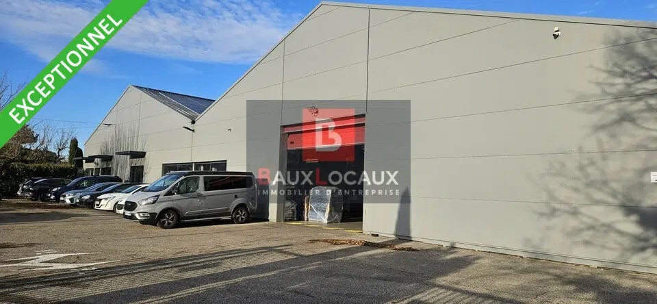 Local d'activités dans Entraigues-sur-la-Sorgue à vendre - Photo de l’immeuble – Image 2 sur 12