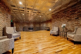 690 3rd St, Beloit, WI à louer Photo intérieure– Image 1 sur 9