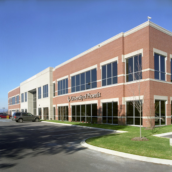 1208 Pointe Centre Dr, Chattanooga, TN à louer - Photo de l’immeuble – Image 3 sur 12