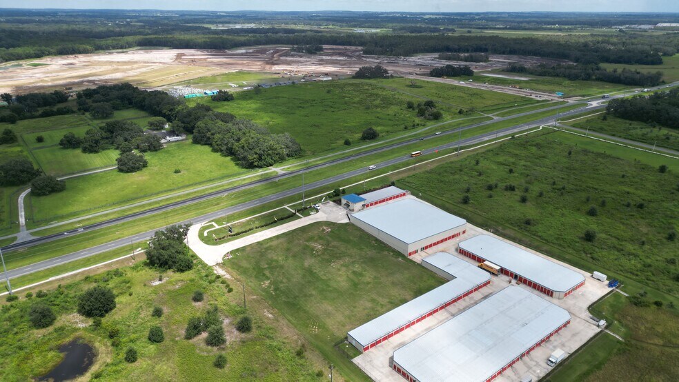 SR-52, San Antonio, FL à louer - Photo de l’immeuble – Image 3 sur 8