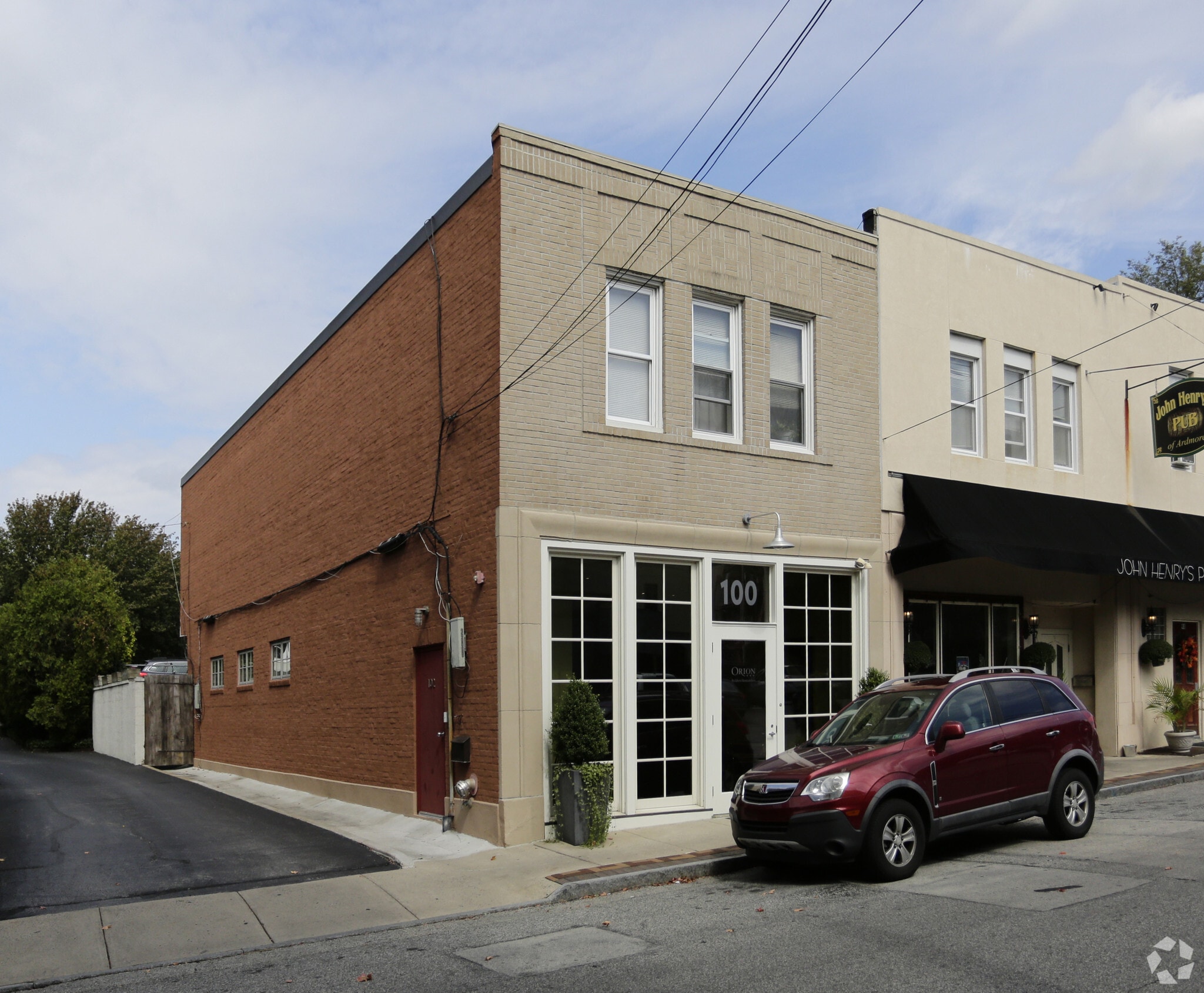 100 Cricket Ave, Ardmore, PA à louer Photo principale– Image 1 sur 3