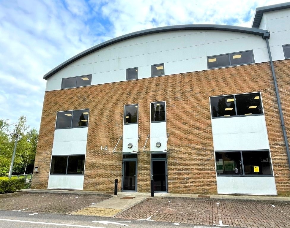 The Courtyard, High Wycombe à louer Photo de l’immeuble– Image 1 sur 3