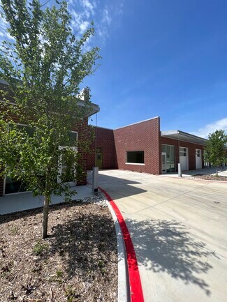 Plus de détails pour 4480 Alpha Rd, Dallas, TX - Local d'activités à louer