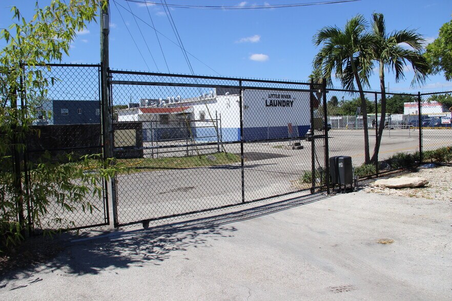 72 NW 79th St, Miami, FL à vendre - Photo de l’immeuble – Image 3 sur 11