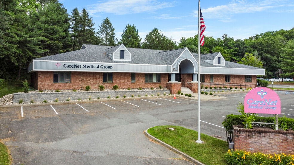 2 Chelsea Pl, Clifton Park, NY à vendre - Photo de l’immeuble – Image 1 sur 63