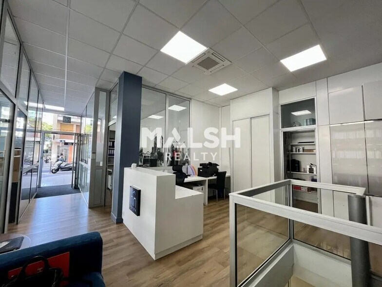 Bureau dans Lyon à louer - Photo de l’immeuble – Image 2 sur 13