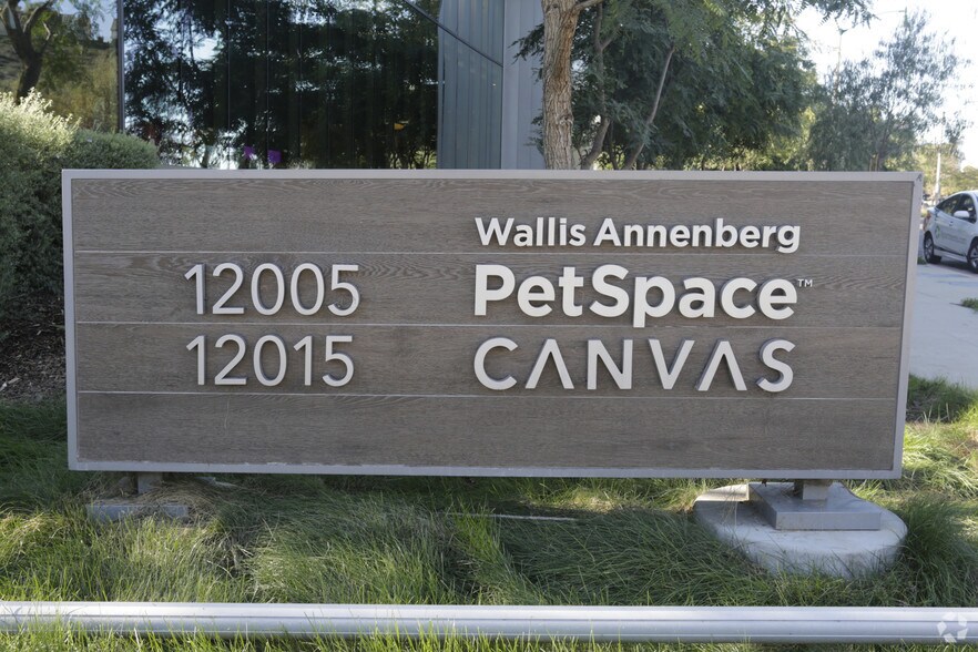 12015 W Bluff Creek Dr, Playa Vista, CA à louer - Photo de l’immeuble – Image 3 sur 5