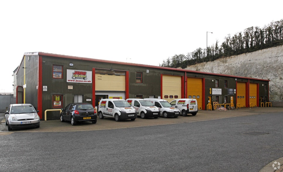Lower Rd, Northfleet à louer - Photo principale – Image 1 sur 3