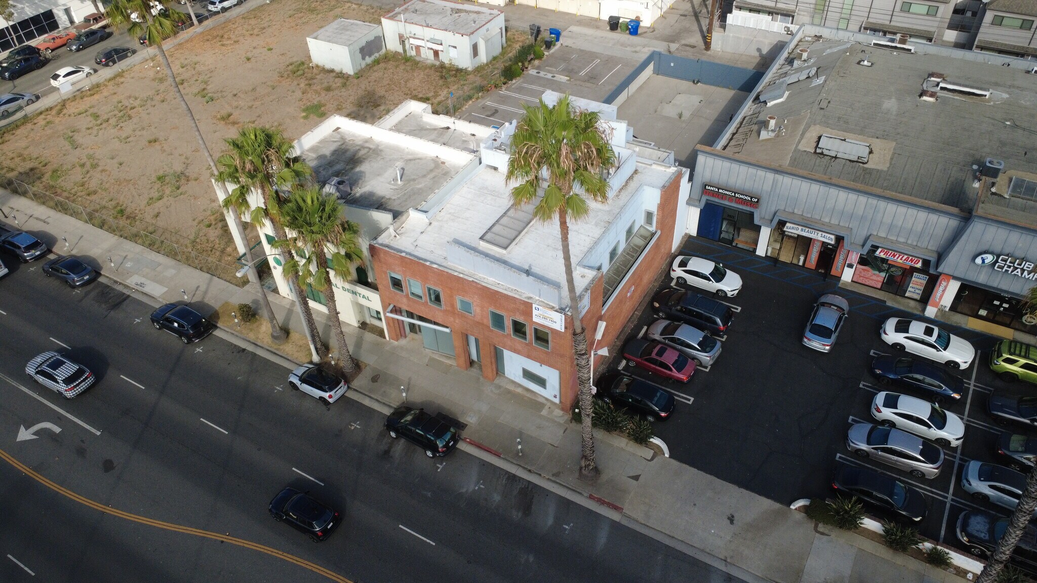 2917 Santa Monica Blvd, Santa Monica, CA à louer Photo principale– Image 1 sur 31