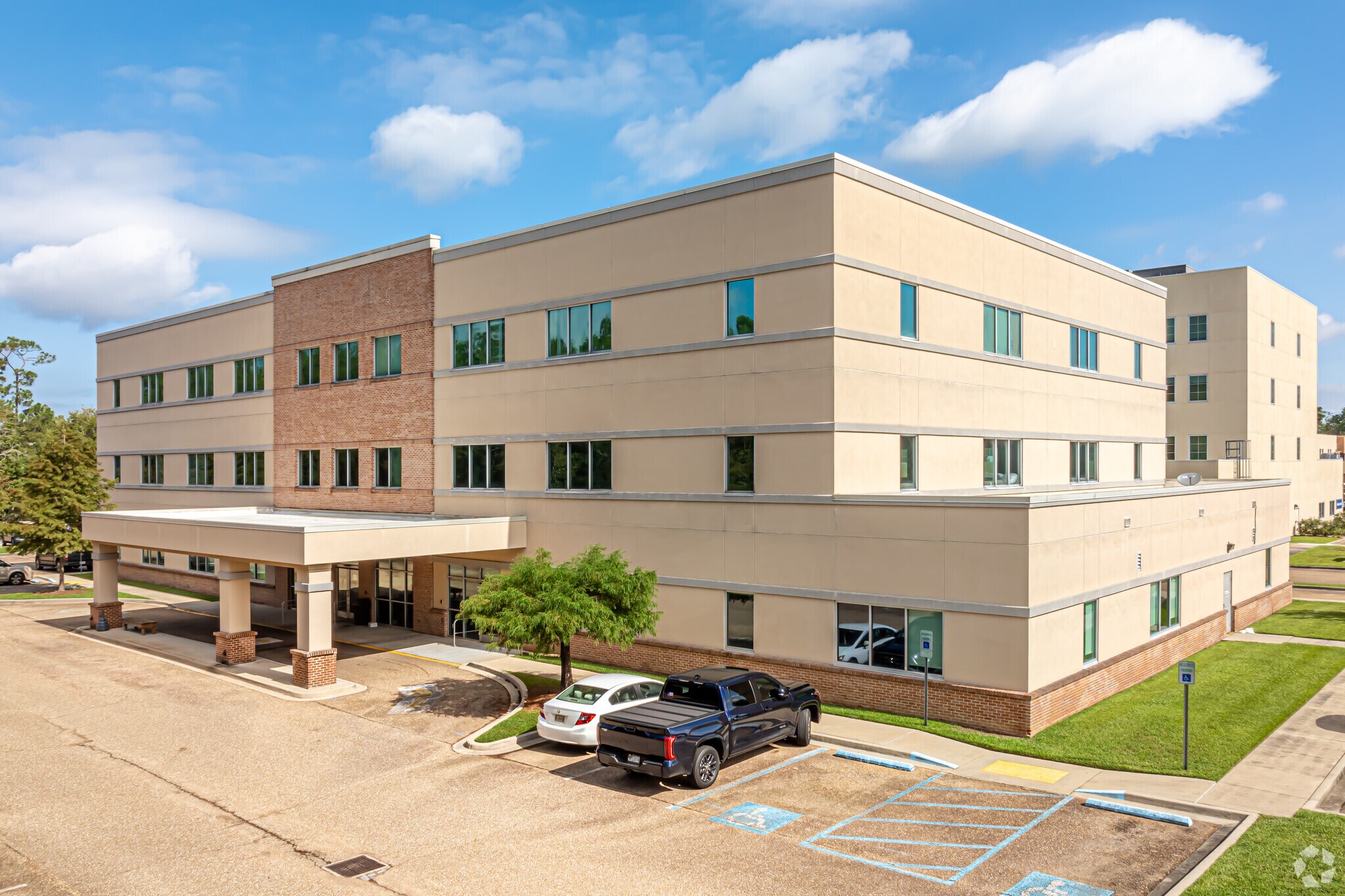 64026 Highway 434, Lacombe, LA à louer Photo principale– Image 1 sur 8
