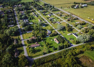 Plus de détails pour 3842 Gary St, Alexandria, ON - Spécialisé à vendre
