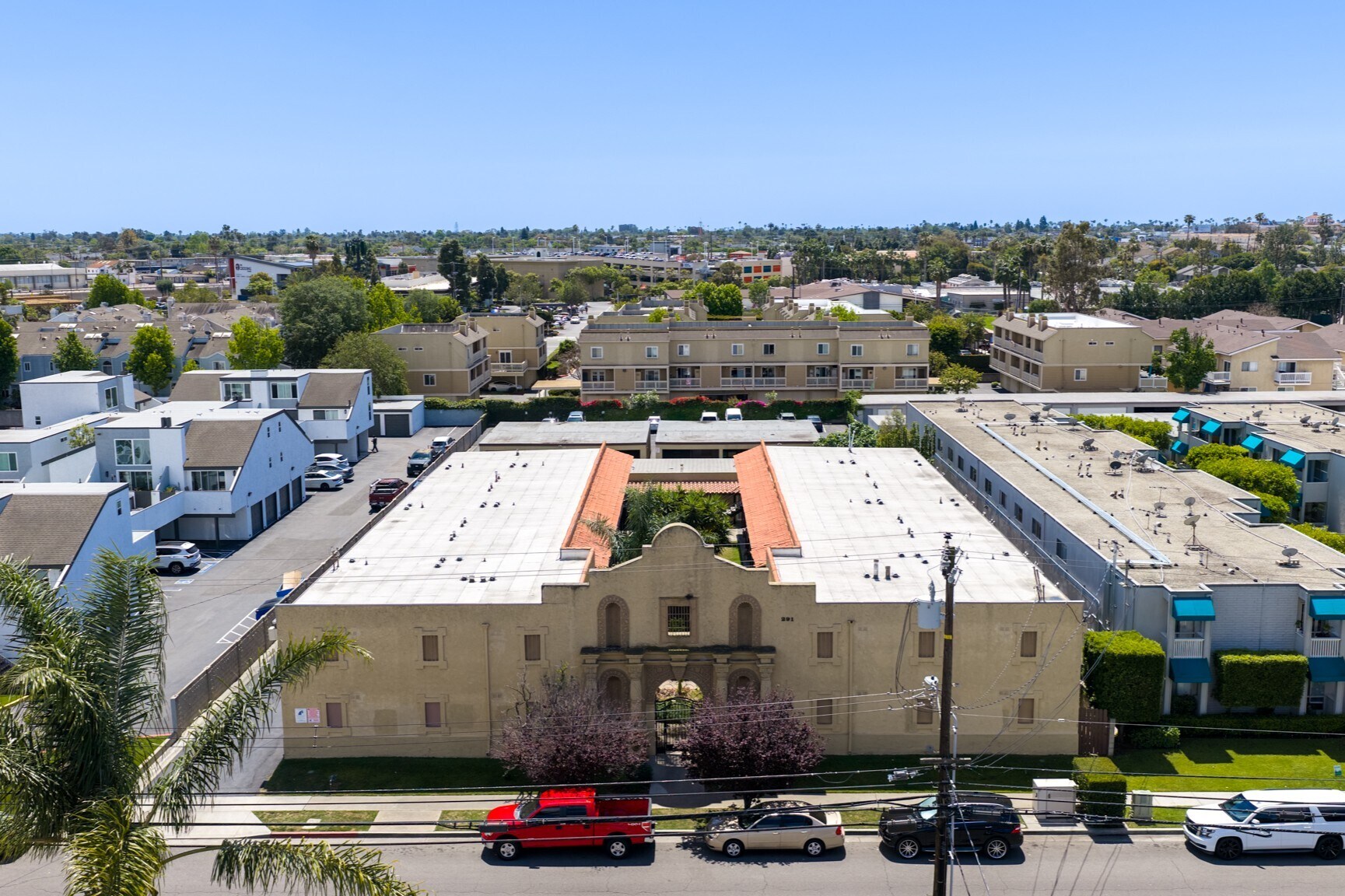 291-293 Avocado St, Costa Mesa, CA à vendre Photo principale– Image 1 sur 22