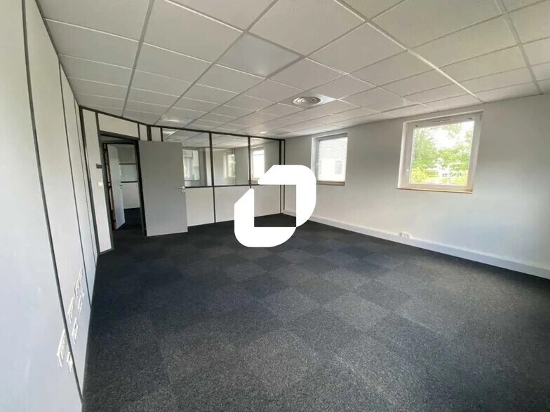 Bureau dans Mérignac à louer - Photo de l’immeuble – Image 1 sur 20