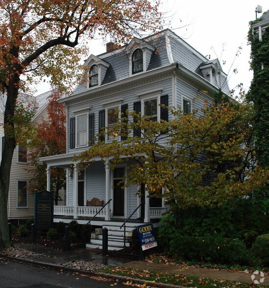 27 Dehart St, Morristown, NJ à louer - Photo de l’immeuble – Image 3 sur 3
