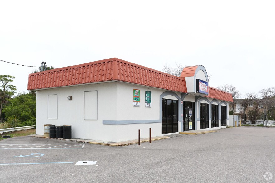 2323 S Ridgewood Ave, Daytona Beach, FL à vendre - Photo de l’immeuble – Image 3 sur 9