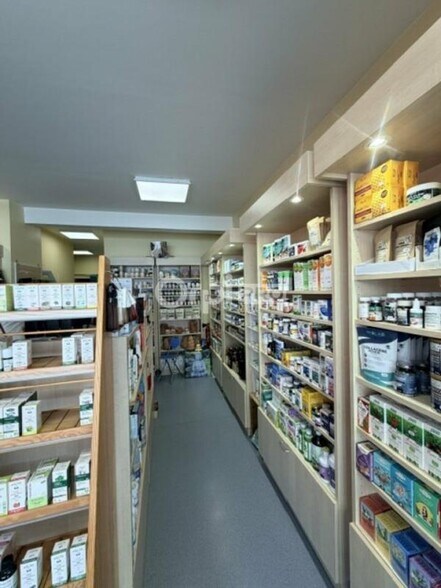 Local commercial dans Reims à vendre - Photo intérieure – Image 3 sur 4