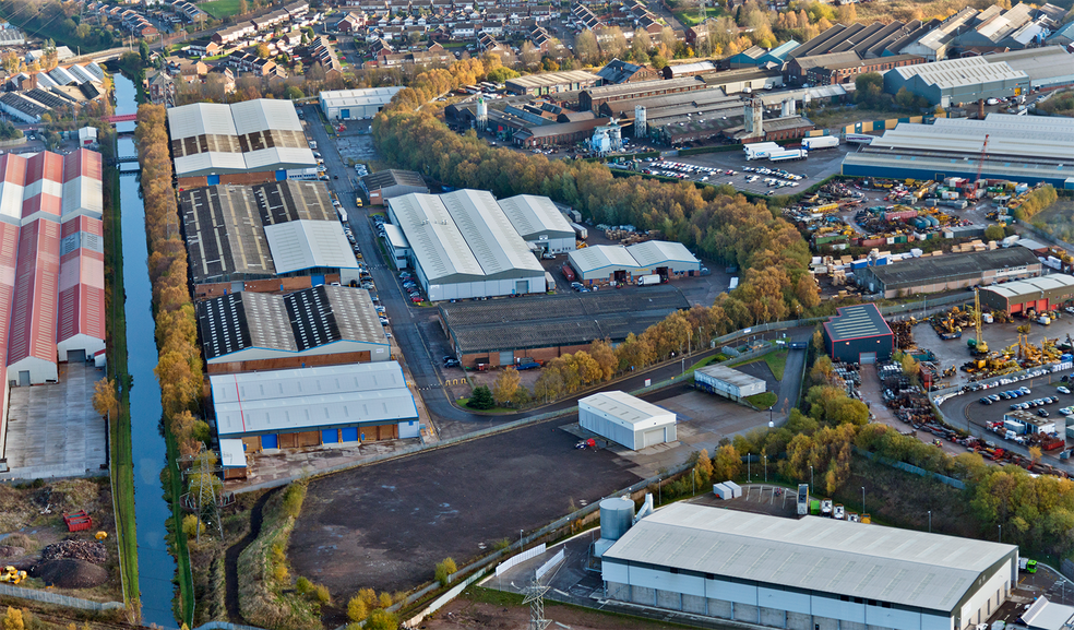 Shaw St, West Bromwich à louer - Photo de l’immeuble – Image 2 sur 2