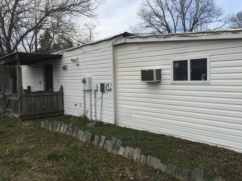 9134 Courthouse Rd, Spotsylvania, VA à louer - Photo de l’immeuble – Image 2 sur 7