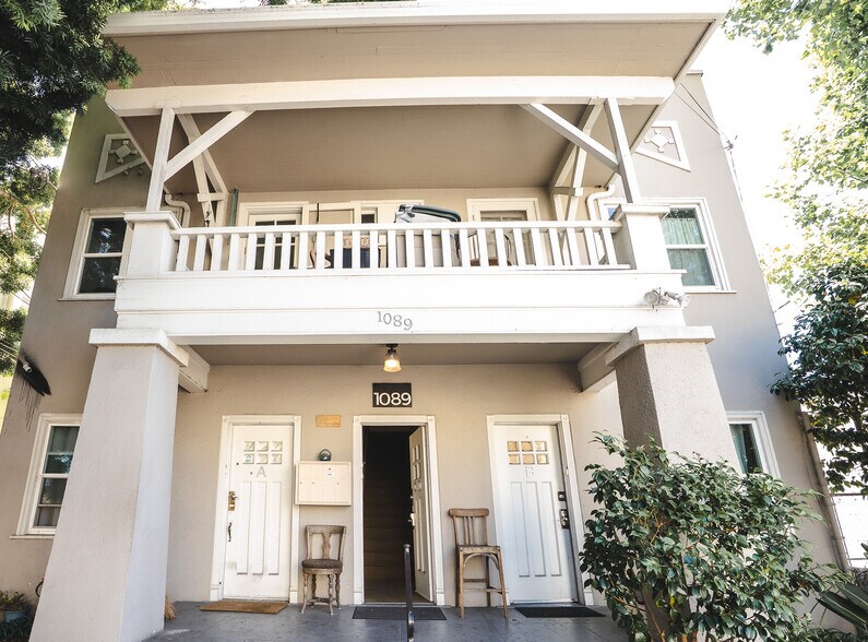 1089 Stanford Ave, Emeryville, CA à vendre - Photo de l’immeuble – Image 3 sur 12