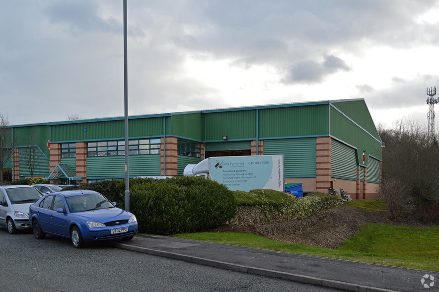 Stubbers Green Rd, Aldridge à louer - Photo de l’immeuble – Image 3 sur 3
