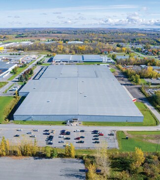 Plus de détails pour 3305 Loyalist St, Cornwall, ON - Industriel/Logistique à louer