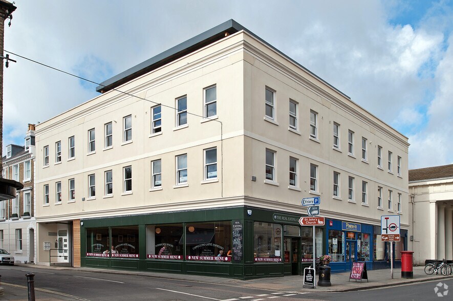East St, Chichester à louer - Photo principale – Image 1 sur 4