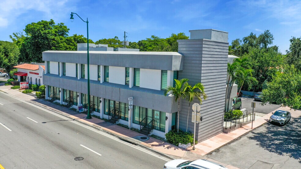 801 Monterey St, Coral Gables, FL à louer - Photo de l’immeuble – Image 3 sur 29