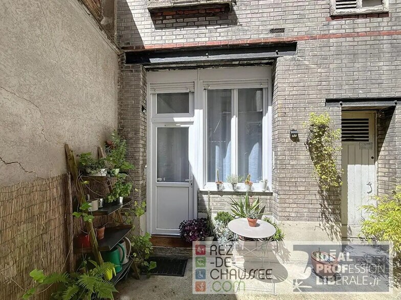 Bureau dans Paris à vendre - Photo de l’immeuble – Image 2 sur 16