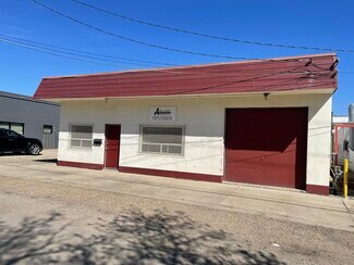 Plus de détails pour 12124 121A St NW, Edmonton, AB - Industriel/Logistique à vendre