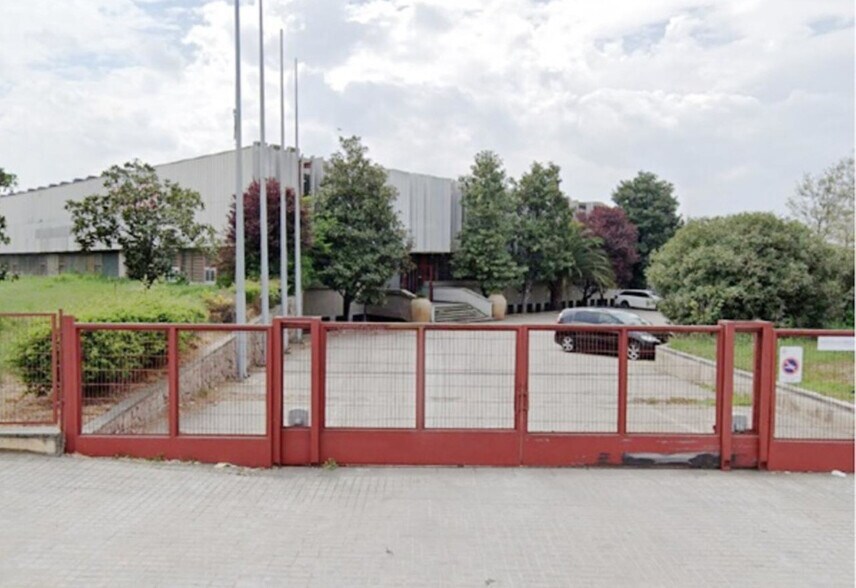 Bureau dans Santa Perpètua de Mogoda, Barcelona à louer - Photo de l’immeuble – Image 3 sur 3