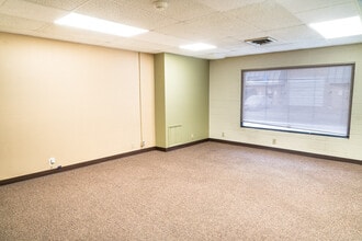 815-817 N Central Ave, Medford, OR à louer Photo intérieure– Image 2 sur 8