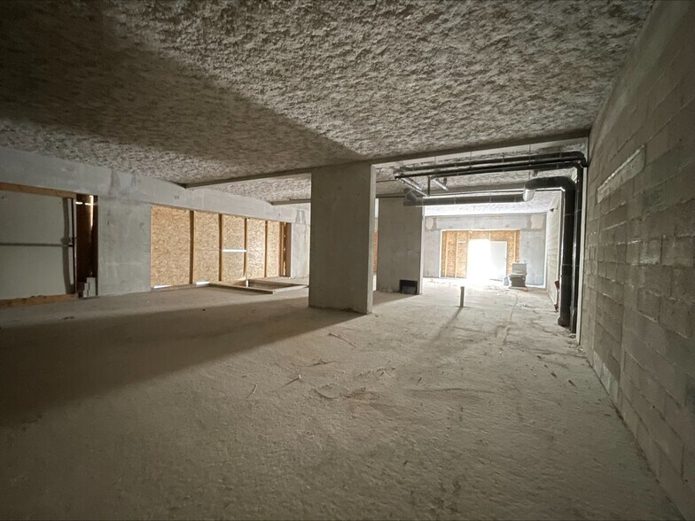 Local commercial dans Bordeaux à louer - Photo de l’immeuble – Image 3 sur 6