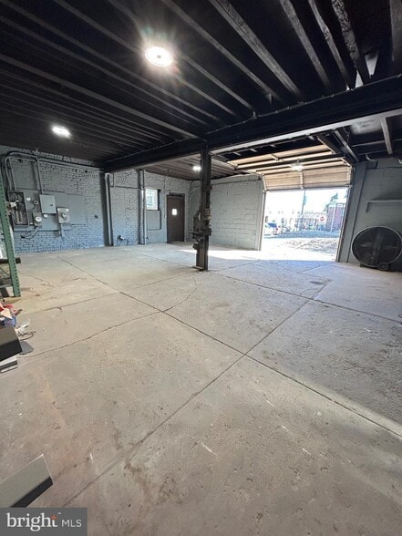 6216 Girard St, Philadelphia, PA à louer - Photo principale – Image 1 sur 8