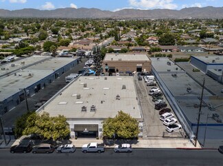 Plus de détails pour 13201-13209 Saticoy St, North Hollywood, CA - Industriel/Logistique à vendre