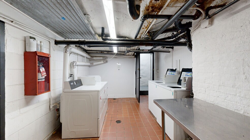 484 Amsterdam Ave, New York, NY à vendre - Numérisation 3D Matterport – Image 3 sur 17