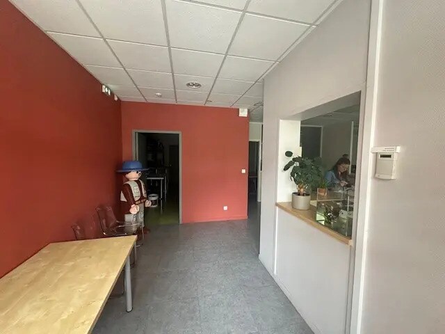 Bureau dans Saint-Étienne à louer - Photo de l’immeuble – Image 1 sur 6