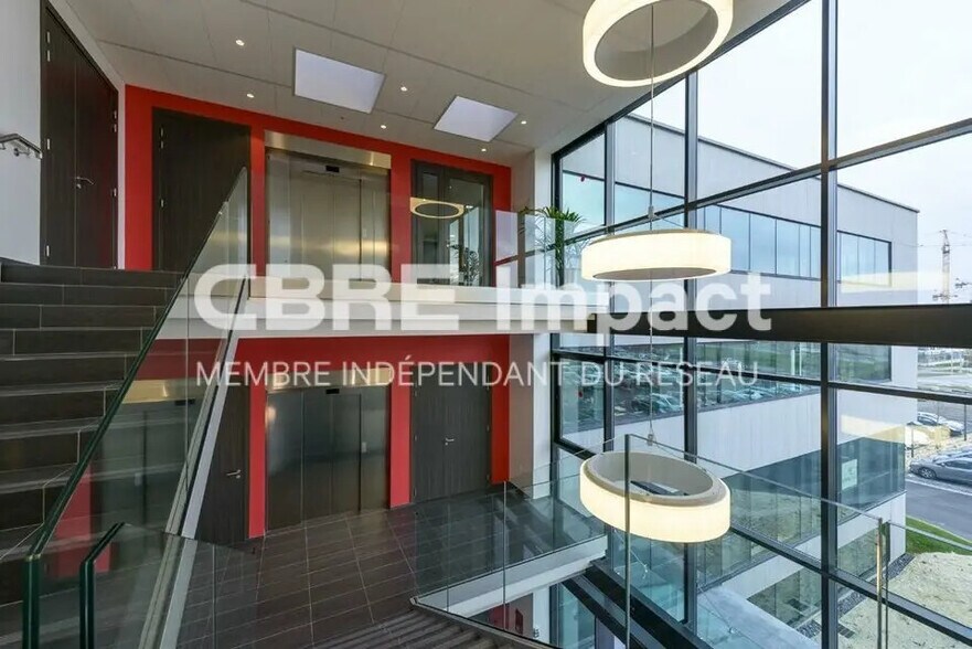Bureau dans Bezannes à louer - Photo de l’immeuble – Image 2 sur 5