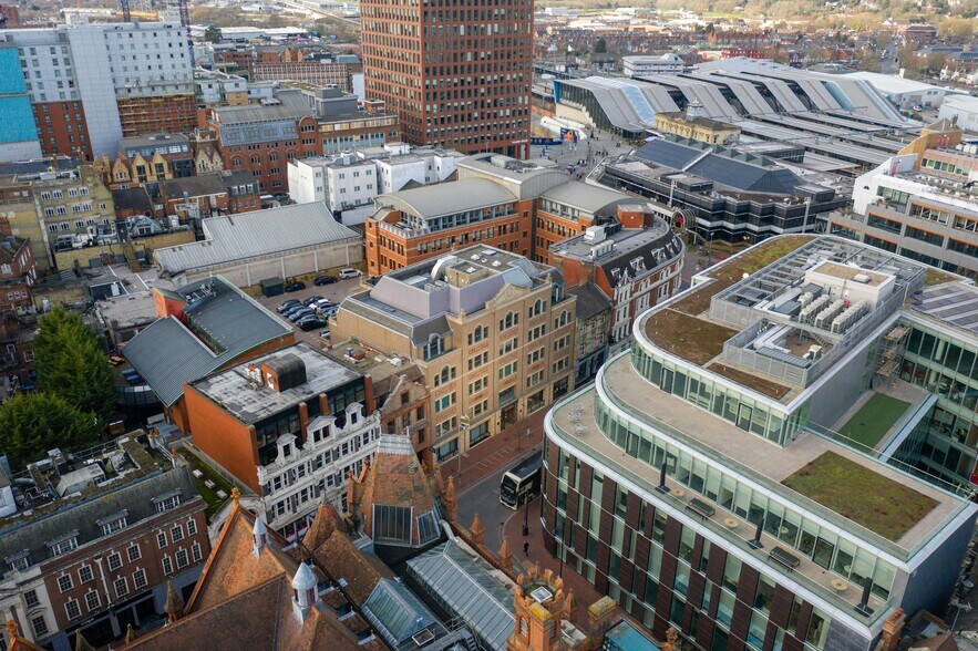 33 Blagrave St, Reading à louer - Photo de l’immeuble – Image 3 sur 13