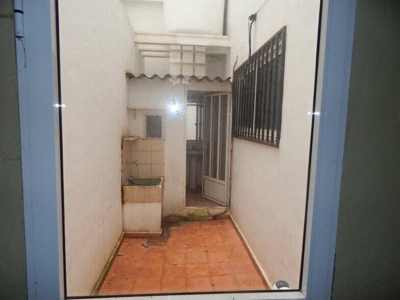Local commercial dans Ontinyent, Valencia à vendre - Photo de l’immeuble – Image 2 sur 5