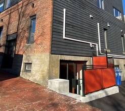 12 Wentworth St, Dartmouth, NS à louer Photo de l’immeuble– Image 2 sur 6