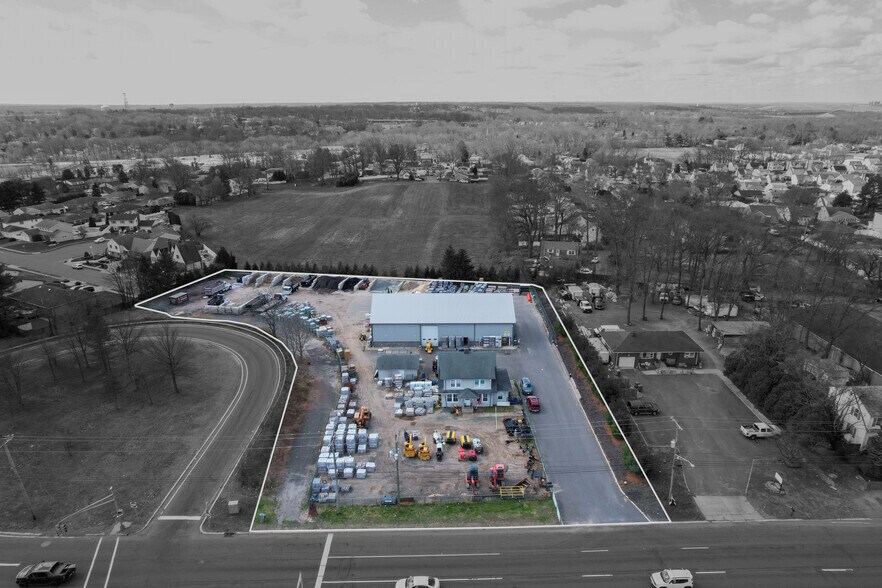 2069 Highway 35, South Amboy, NJ à vendre - Photo de l’immeuble – Image 2 sur 17