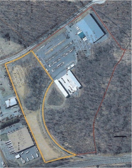 11615 Shannon Dr, Fredericksburg, VA à vendre - Photo de l’immeuble – Image 3 sur 6