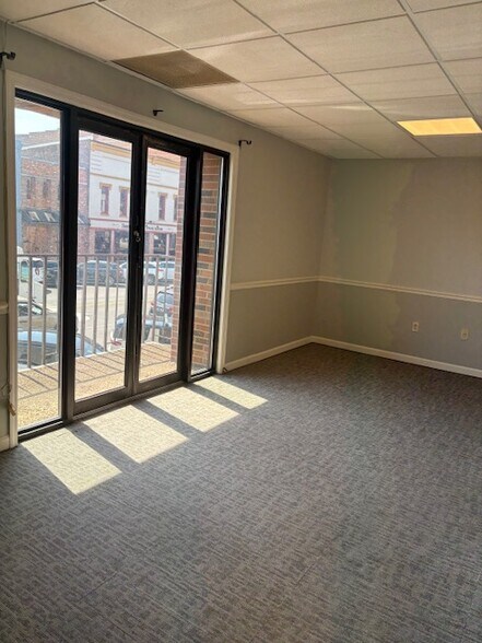 102 W 7th St, Columbia, TN à louer - Photo de l’immeuble – Image 2 sur 10