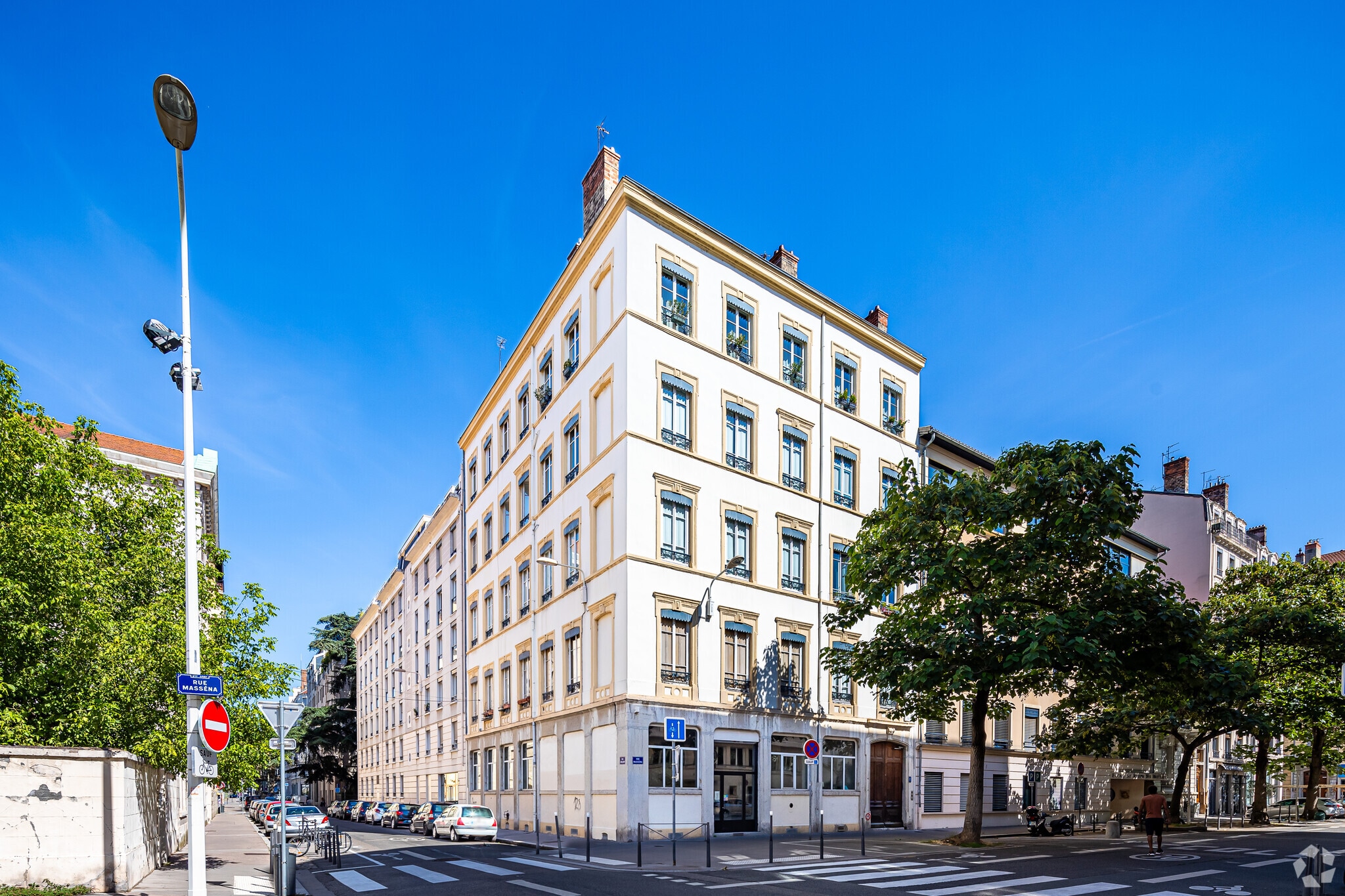 Immeuble residentiel dans Lyon à vendre Photo principale– Image 1 sur 3