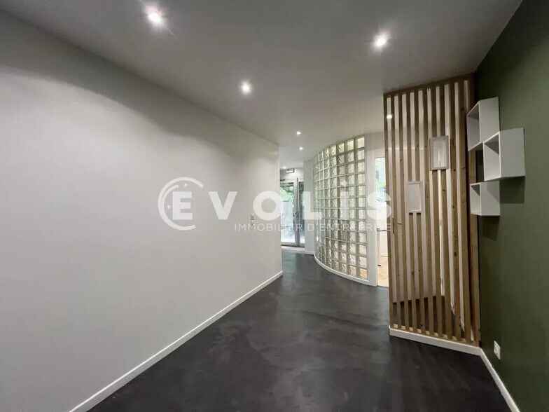 Local commercial dans Joinville-le-Pont à vendre - Photo intérieure – Image 3 sur 10